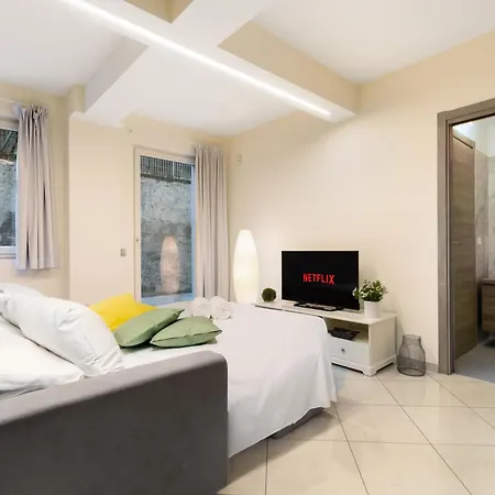 Lejlighed Bilocale Con Spazio Esterno Con Stazione 5'